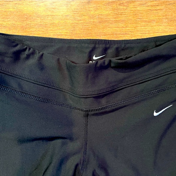 Nike Dri Fit athletic pants, straight leg Yoga Pants - Picture 2 of 5